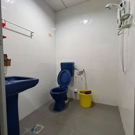 M Guest House2 Muar Exterior photo